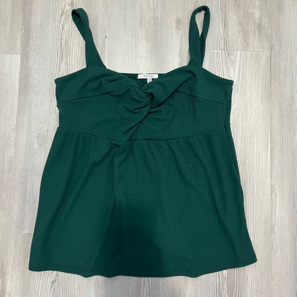 NWOT Maurice’s rich teal twist front peplum tank top size medium - Picture 2 of 4